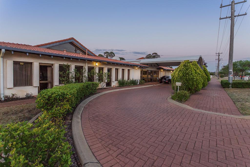 Banksia Motel Collie Buitenkant foto