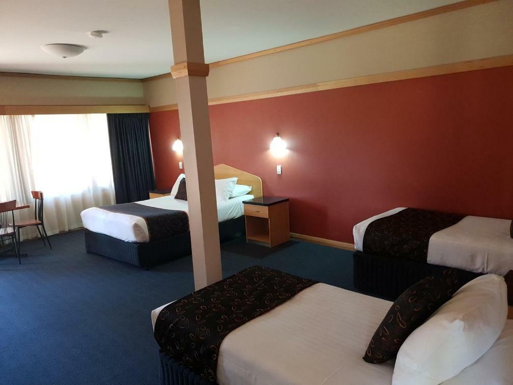 Banksia Motel Collie Buitenkant foto
